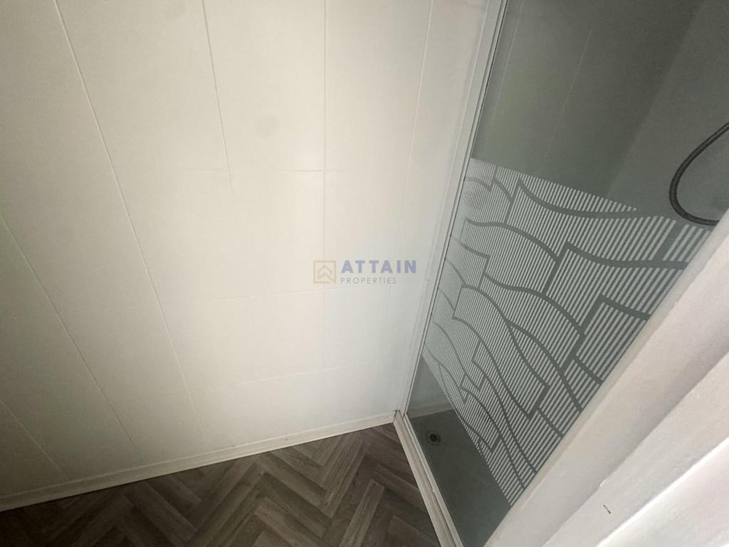 Shower.jpg
