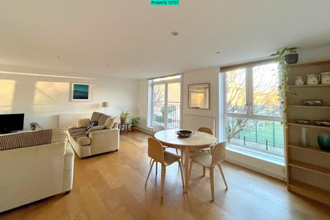 3 bedroom maisonette to rent, MANSFORD STREET, LONDON, E2