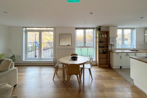 3 bedroom maisonette to rent, MANSFORD STREET, LONDON, E2