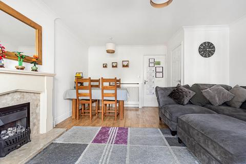 undefined, Alexander Chase, Ely, CB6