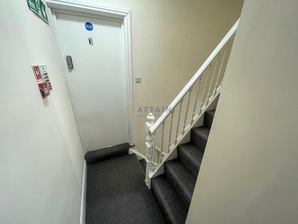 Bedroom 3 Hall.jpg