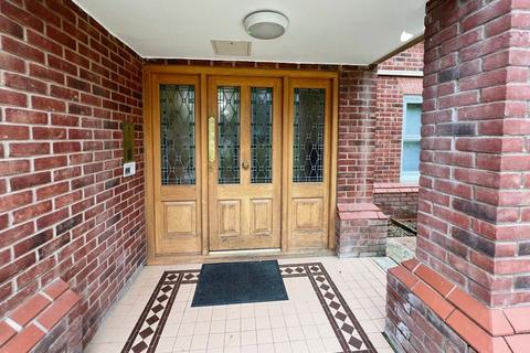 undefined, Clevelands Drive, Heaton