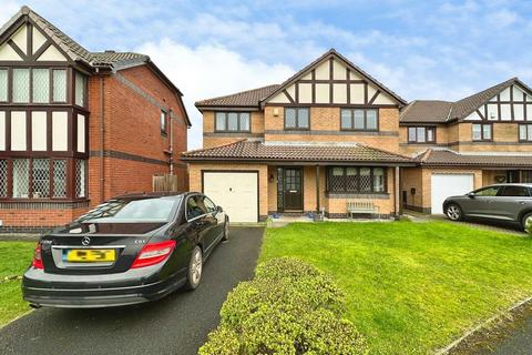 4 bedroom detached house for sale, Rothbury Close, Bury