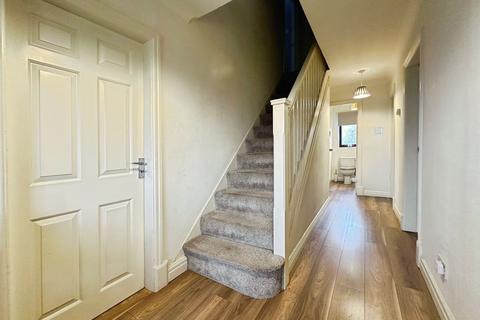 4 bedroom detached house for sale, Rothbury Close, Bury