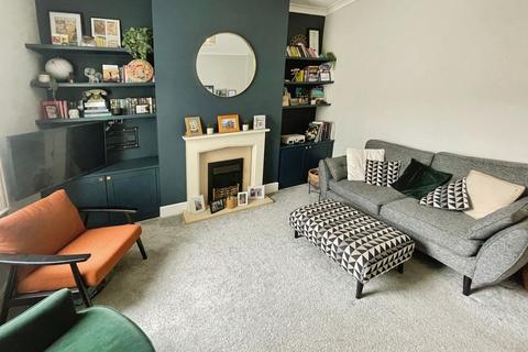 2 bedroom terraced house for sale, Horne Street, Bury