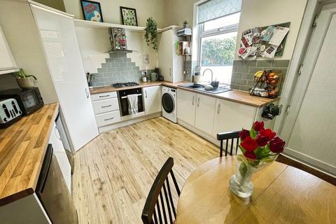 2 bedroom terraced house for sale, Horne Street, Bury