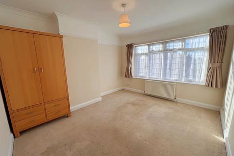 undefined, Middleton Avenue, Greenford