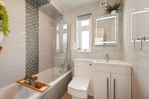 2 bedroom apartment for sale, Ruislip Road, Greenford