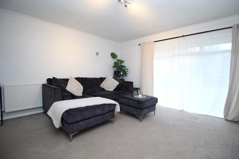 4 bedroom semi-detached house for sale, Rowley Close, Southampton SO30