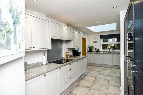 undefined, Manor Avenue, Cannock WS11