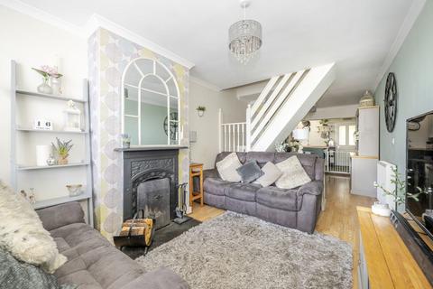 2 bedroom terraced house for sale, Queens Road, TN6 1QD