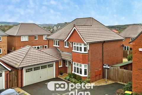 4 bedroom detached house for sale, Pen-Y-Wal Drive, Llanwern, Newport