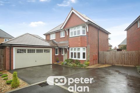 4 bedroom detached house for sale, Pen-Y-Wal Drive, Llanwern, Newport
