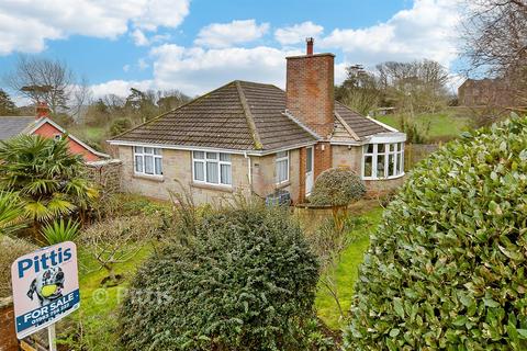 3 bedroom chalet for sale, Colmar Way, Totland Bay, Isle of Wight