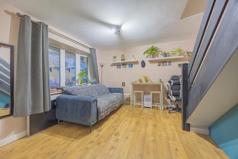 undefined, 29 Kenwyn Close, Taunton