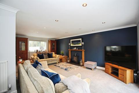 4 bedroom detached house for sale, The Woodlands, Llantwit Fardre, Pontypridd