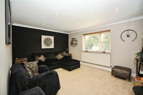 4 bedroom detached house for sale, The Woodlands, Llantwit Fardre, Pontypridd