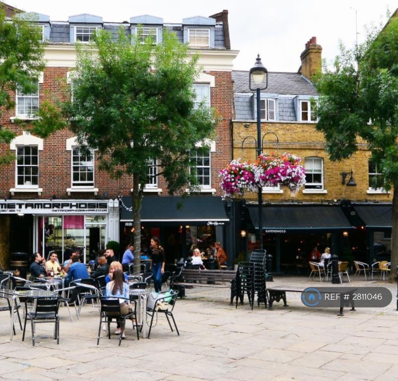 Near Battersea Square
