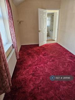 3 bedroom end of terrace house to rent, Detuyll Street, Scunthorpe, DN15
