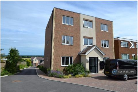 2 bedroom flat to rent, Green Lane, Chessington, KT9