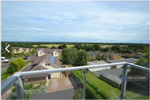 2 bedroom flat to rent, Green Lane, Chessington, KT9
