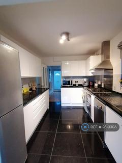 1 bedroom in a house share to rent, Fairleas, Sittingbourne, ME10