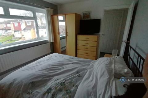 1 bedroom in a house share to rent, Fairleas, Sittingbourne, ME10