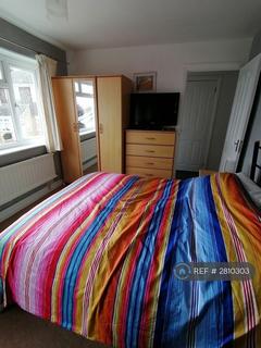 1 bedroom in a house share to rent, Fairleas, Sittingbourne, ME10