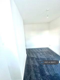 2 bedroom semi-detached house to rent, Queen Victoria Road, Chesterfield, S42