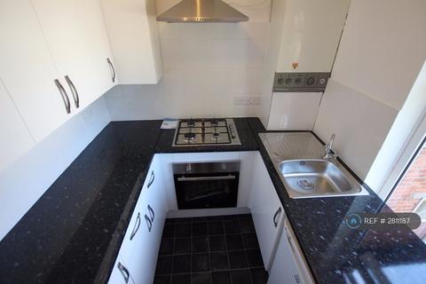 1 bedroom flat to rent, South Street, Reading, RG1