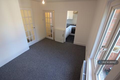1 bedroom flat to rent, South Street, Reading, RG1