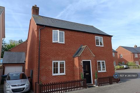 undefined, Silk Close, Buckingham, MK18