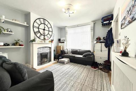 undefined, Gardenia Avenue, Luton, LU3 2NS