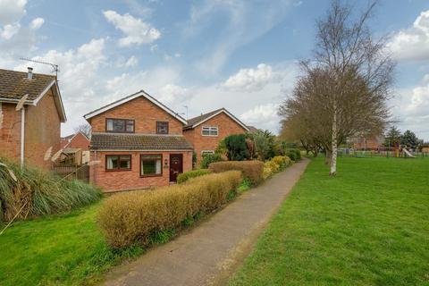 4 bedroom detached house for sale, Fridaybridge Road, Elm, Wisbech, Cambs, PE14 0AR