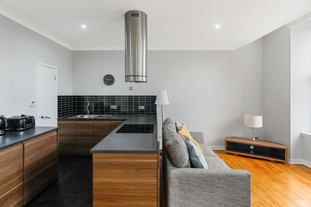 Kitchen/Livingroom