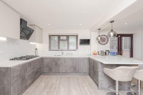 undefined, Chester Close, Cannock WS11