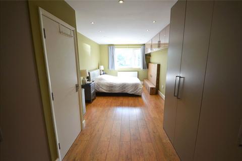 undefined, Merlin Close, Croydon, Surrey, CR0