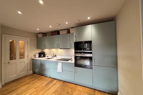 undefined, King Edward Vii Apartments, Kings Drive, Midhurst, GU29