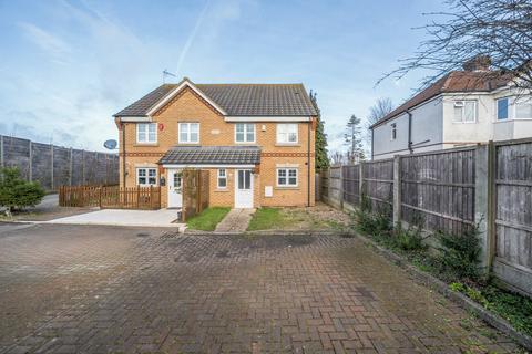 undefined, Florence Close, Bedfordshire LU5