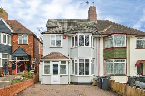 4 bedroom semi-detached house for sale, Kingstanding Road, Birmingham, B44