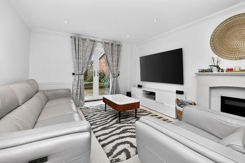 4 bedroom detached house for sale, Butterfly Trail, Colchester, CO3