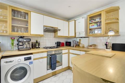 2 bedroom apartment for sale, Northcote Road, SW11