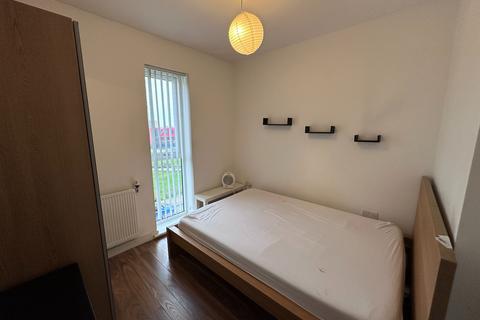 1 bedroom terraced house to rent, Room 1 Royal Anglian Way, Dagenham