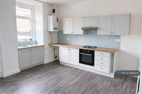 2 bedroom terraced house to rent, Tower Street, Heywood, OL10
