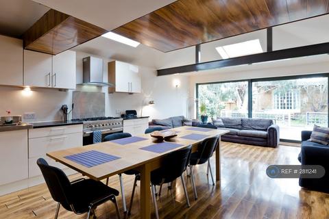 undefined, Huntingfield Way, Egham, TW20