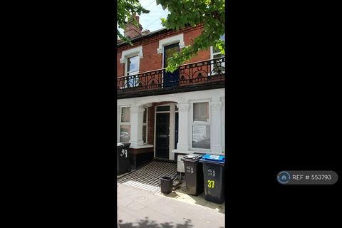 undefined, Ingatestone Road, London, SE25