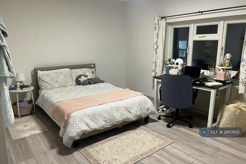 undefined, Adelphi Road, Epsom, KT17