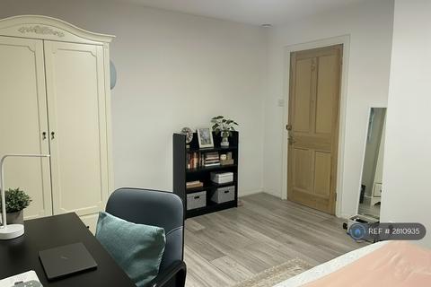 undefined, Adelphi Road, Epsom, KT17