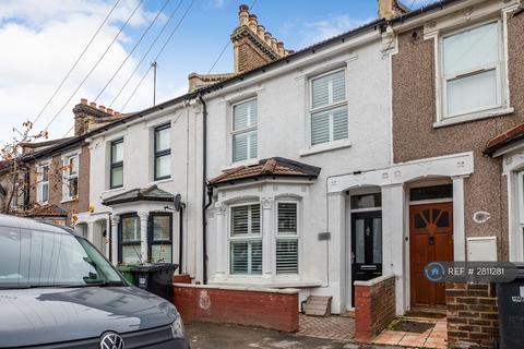 1 bedroom in a house share to rent, Elswick Road, London, SE13