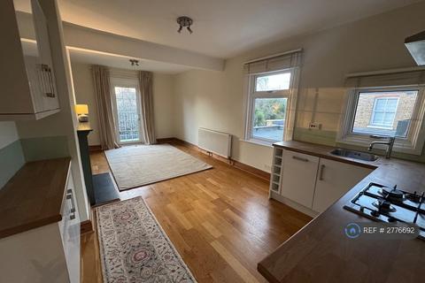 undefined, Haliburton Road, Twickenham, TW1